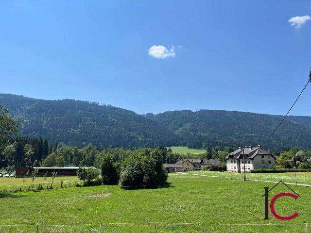 Reizende 3 Zimmerwohnung mit Balkon in idyllischer Ruhe Grünlage in St. Lorenzen