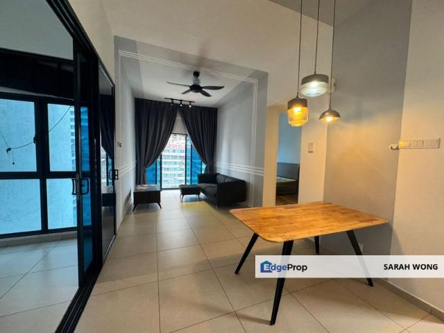 Reizz Residence