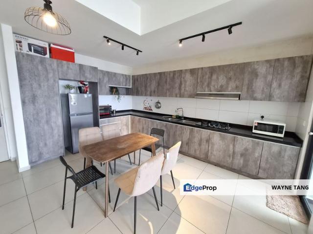 Reizz Residence