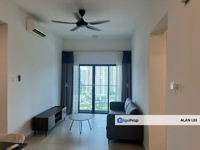 Reizz Residence
