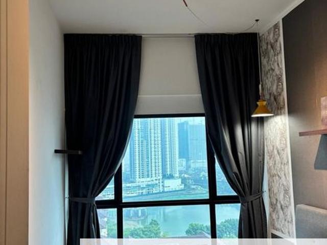 Reizz Residence