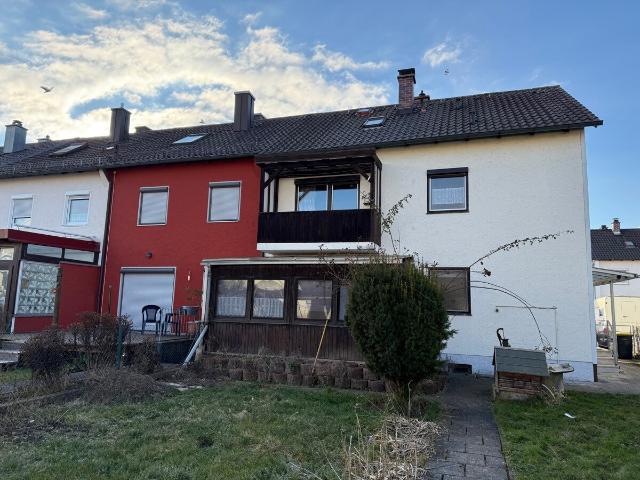 Reiheneckhaus mit 2 Wohnungen in Dingolfing