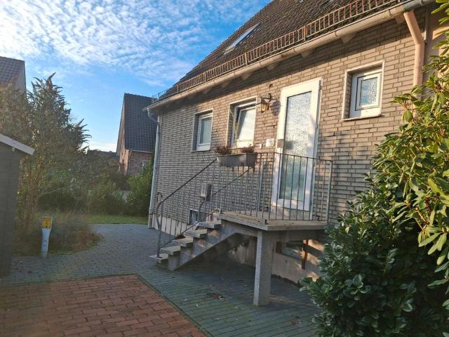 Reihenendhaus mit Garage und Vollkeller