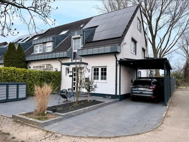 Reihenendhaus direkt am See m. gehobener Ausstattung Kernsaniert