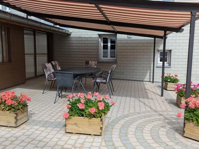 Reihenfamilienhaus 12 Zimmer