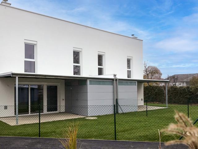 Reihenhaus mit Garten und Terrasse