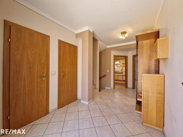 Reihenhaus mit Garage in Kottingbrunn!