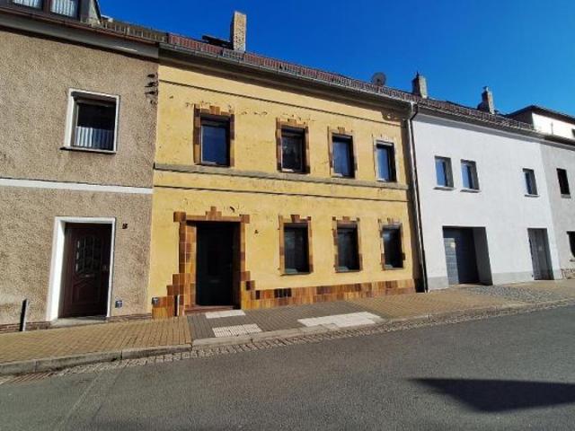 ! Reihenhaus mit Potential in Glauchau !