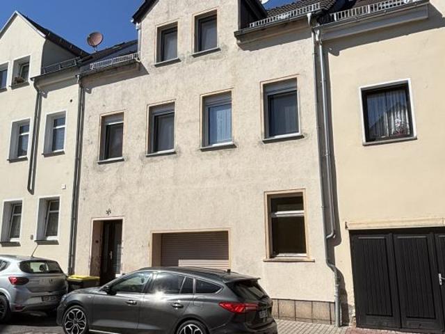 Reihenhaus inkl. EBK mit Nebengelass und Garage im Süden von Crimmitschau provisionsfrei