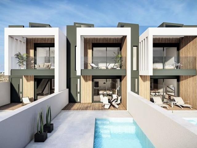 Reihenhäuser mit 3 Schlafzimmern, 3 Bädern, Dachterrasse, Kfz Stellplatz und Privatpool
