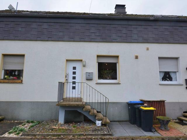 Provisionsfrei* Reihenmittelhaus mit Wintergarten in ruhiger Wohnlage