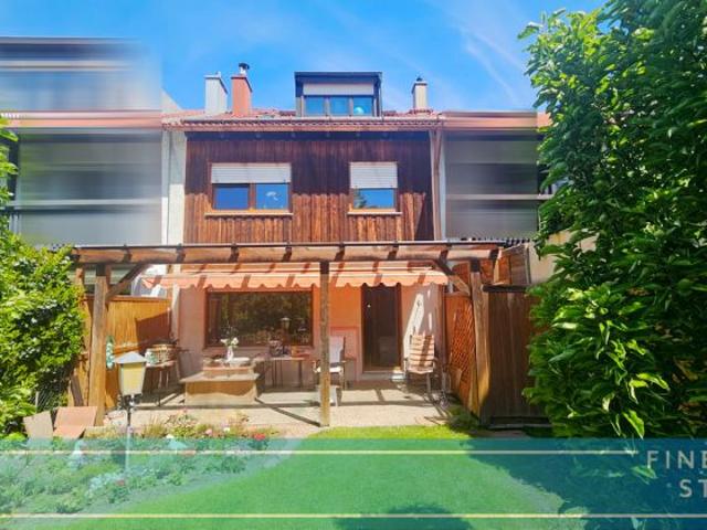 Reihenmittelhaus mit Garten, Terrasse und Garage – Verkauf mit lebenslangem Wohnrecht u. Mietzins