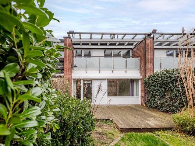 REIHENMITTELHAUS IN HANNOVER KIRCHRODE