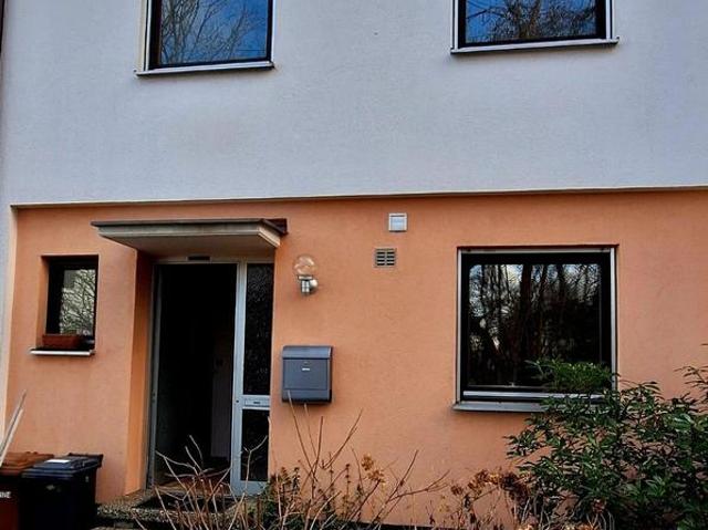 Reihenmittelhaus in Kleinschwarzenlohe