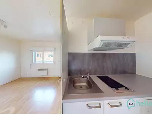 Reims 51100 Achat / Vente appartement 1 pièce t1 au dernier étage