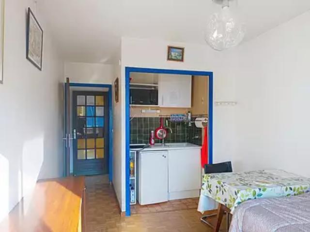 Reims 51100 Location appartement 1 pièce t1 parking