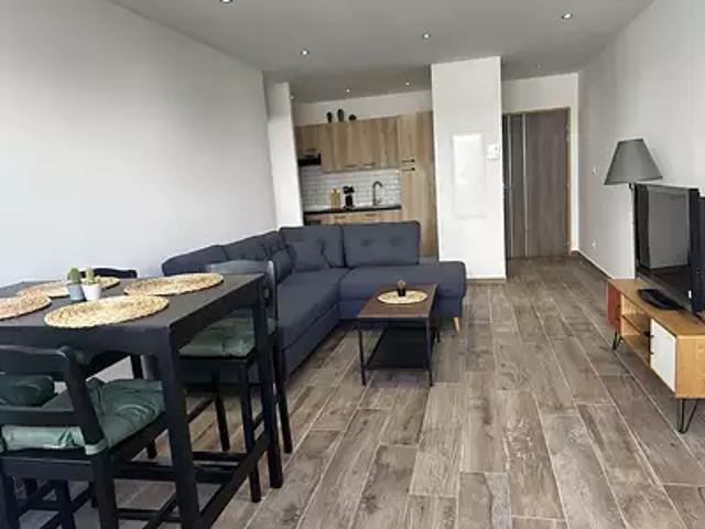 Reims 51100 Location appartement 2 pièces t2 au dernier étage