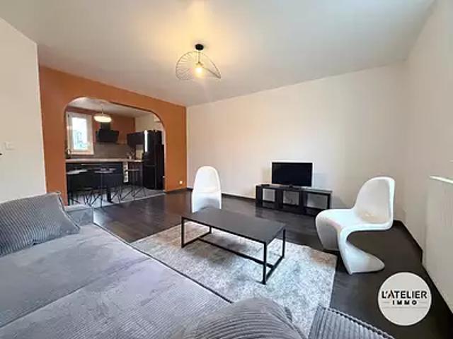 Reims 51100 Location appartement 2 pièces t2 au dernier étage