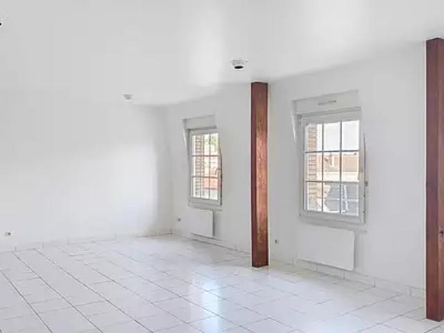 Reims 51100 Location appartement 3 pièces t3 au dernier étage