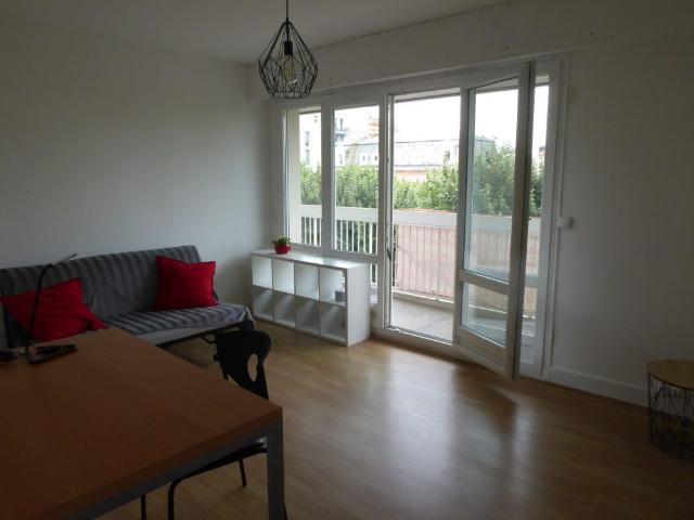 Reims Beau type 1 meublé