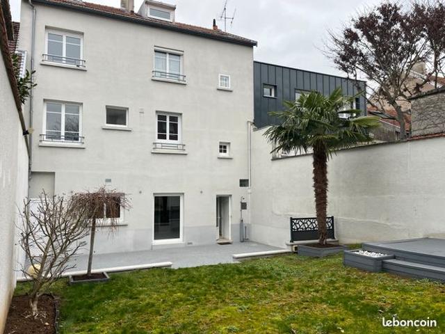Reims proche Centre, belle maison confortable avec jardin et garage