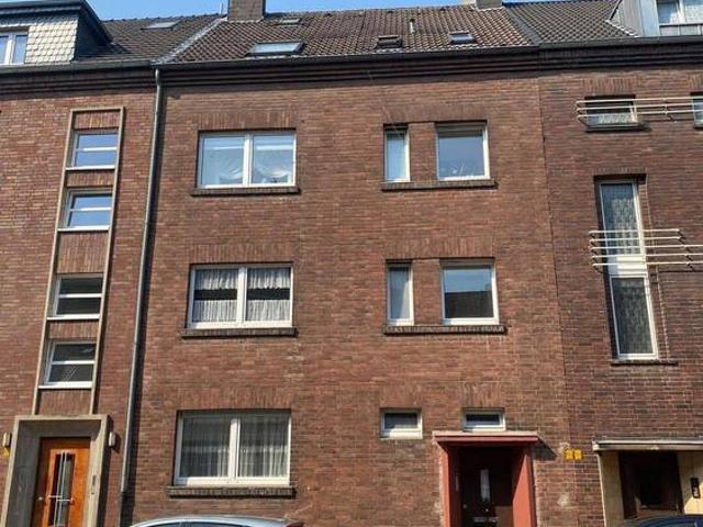 Reines Mehrfamilienhaus auf der Neusser Furth auf Wunsch komplett freiwerdend !