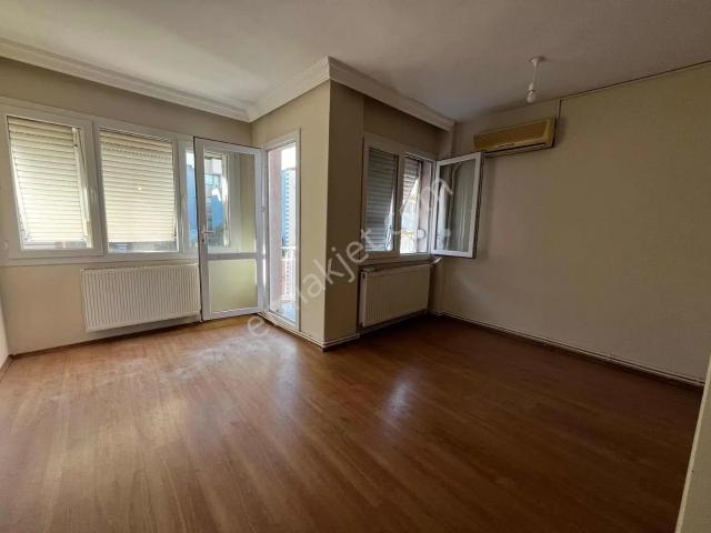 Reis Mah Acil Kiralık 2+1daire