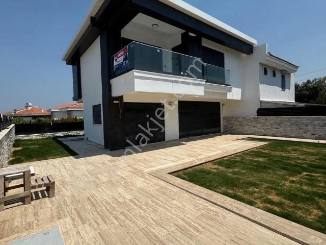 Reisdere'de Havuzlu, 4+1 Lüks Villa