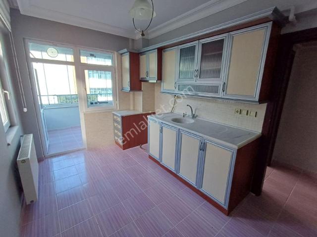 Rekoor Emlaktan Kışlada 2+1 Satılık Daire