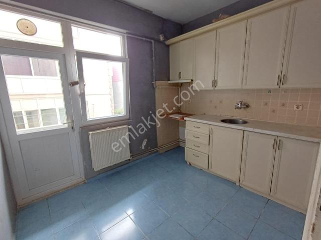 Rekoor Emlaktan Modern Pazarı Yakının 2+1 Satılık Daire