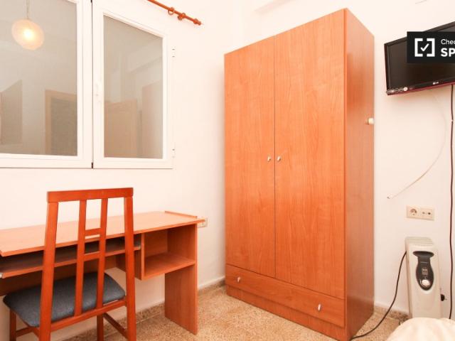 Habitación en piso compartido en alquiler en Pajaritos, Granada