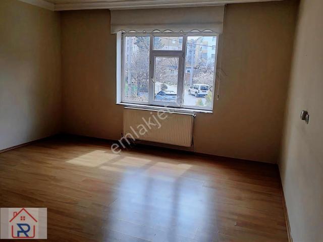 Relax Tr Gayrimenkul Kırşehir Merkez Medrese Mah. Kiralık Daire