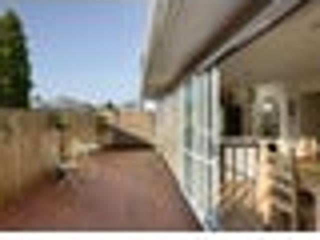 Relaxed Modern Living