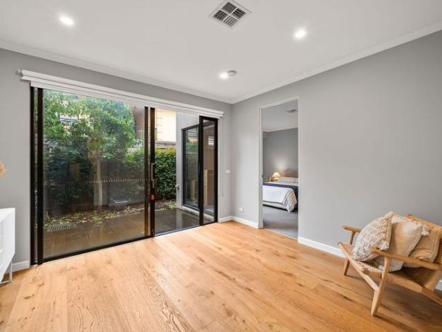 Relaxed Living in One of Thornbury's Best Pockets