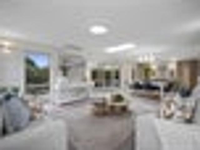 Relaxed Living, Lock up & Leave or Investment Gem