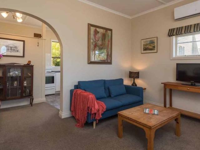 Relocating? Fully furnished short term tenancy