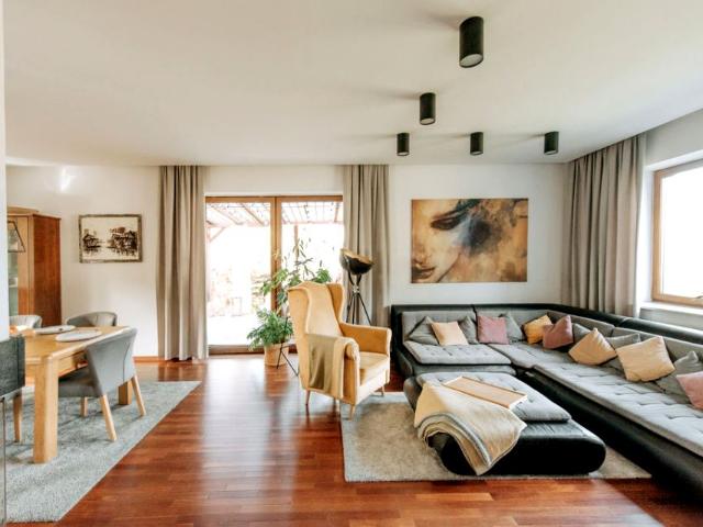 Repty 182,60 m², Tarnowskie Góry
