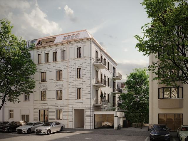 Repräsentative 3 ZKB Wohnung im revitalisierten Altbau aus der Jahrhundertwende mit großzügigem Südbalkon