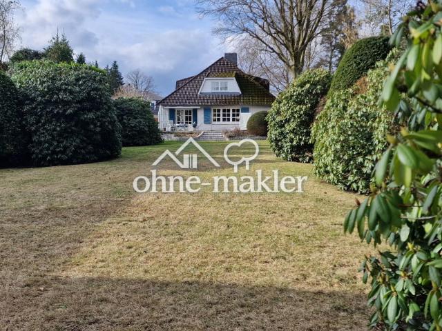 Repräsentative Villa in sehr guter Wohnlage in Hamburg Wellingsbüttel