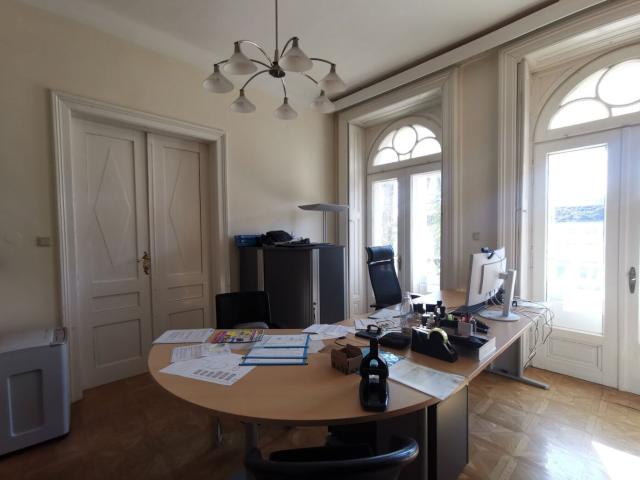 Repräsentative Jahrhundertwende Villa in Bad Vöslau Wohnen/Büro