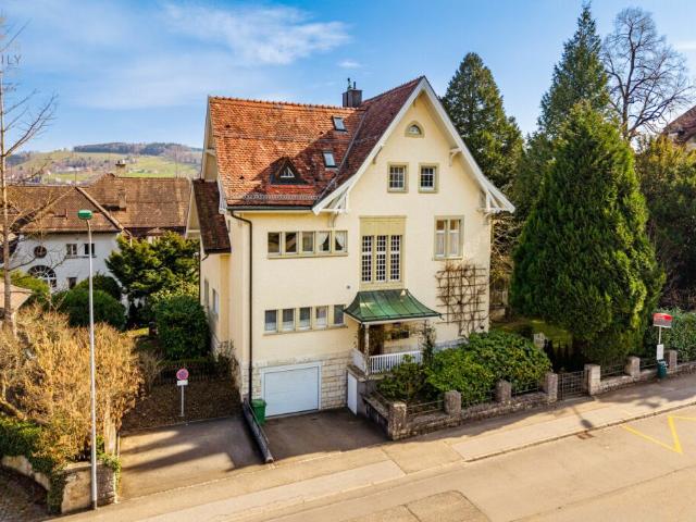 Repräsentative Jugendstilvilla mit 4 Wohnungen an privilegierter Lage am Rosenberg