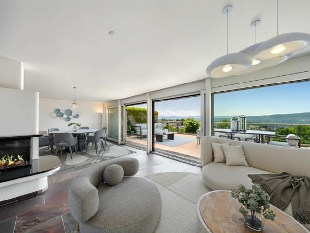 Repräsentative, moderne Terrassenwohnung mit unverbaubarem Alpenpanorama