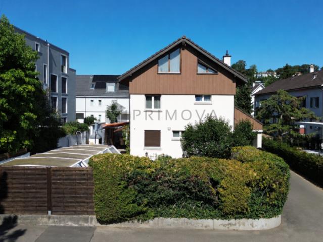 Repräsentatives Anwesen mit Einliegerwohnung, Wintergarten und Swimmingpool