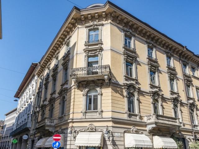 Repräsentatives Büro in einem historischen Gebäude im Zentrum von Lugano
