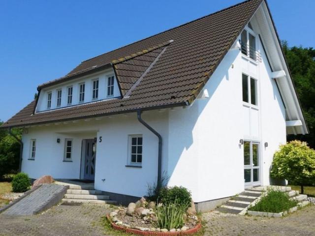 Repräsentatives Haus mit Einliegerwohnung teilbar nähe Steilküste Ostseebad Nienhagen