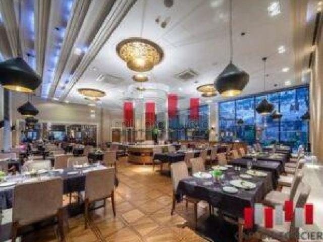 Restaurant à la location 388m2 en plein boulevard Bd Bir anzarane