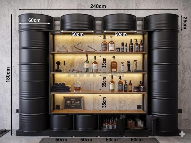 Restaurant bar