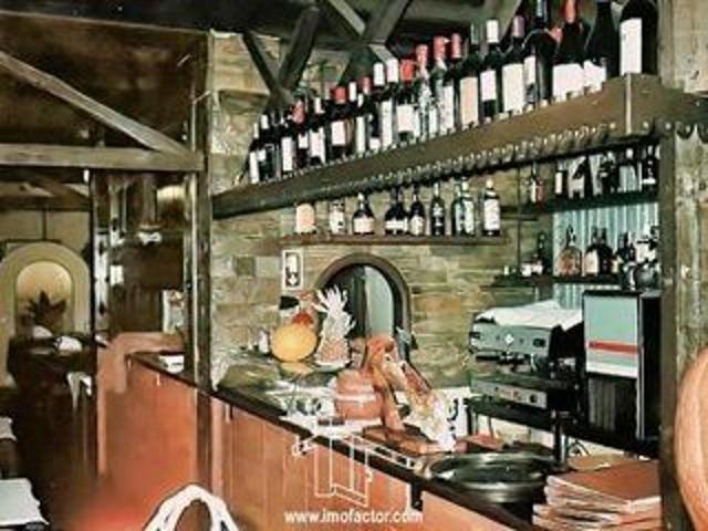 Restaurant Castelo Branco for rent alarm, wc, furnished, kitchen, equipped, air conditioning, store room