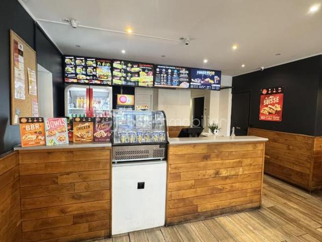 RESTAURANT SNACK EMPLACEMENT PREMIUM