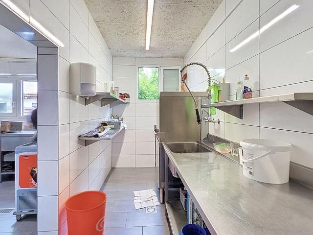 Restaurant with 5 rooms on sale in Cheyres 384 m² | dreamo. Ch